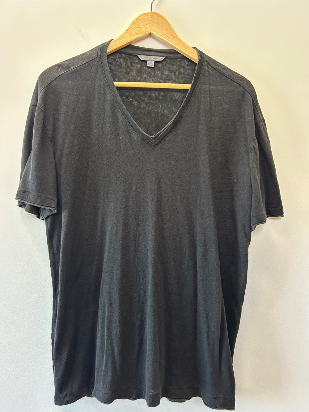 John Varvatos Men's Black V-Neck Short Sleeve Tee